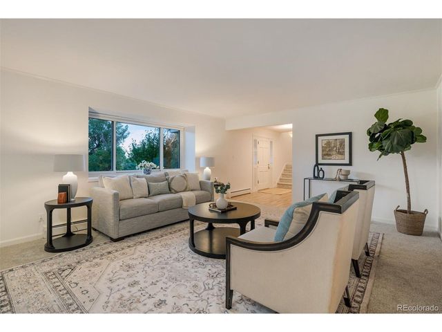 11954 W Applewood Knolls Dr, Lakewood, CO 80215