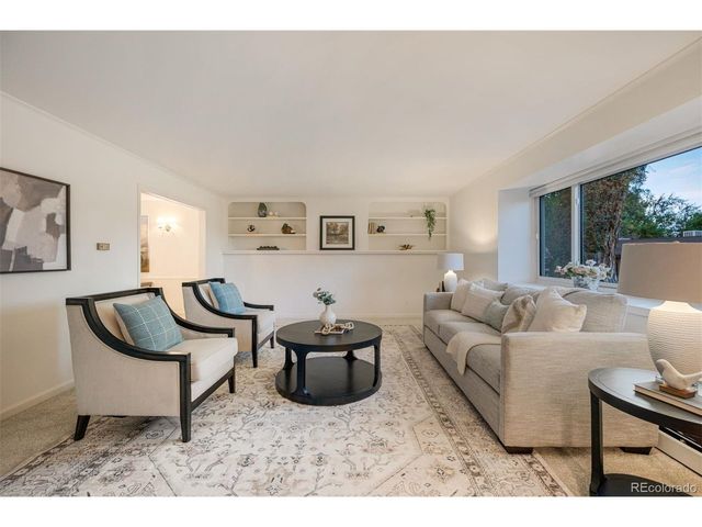 11954 W Applewood Knolls Dr, Lakewood, CO 80215