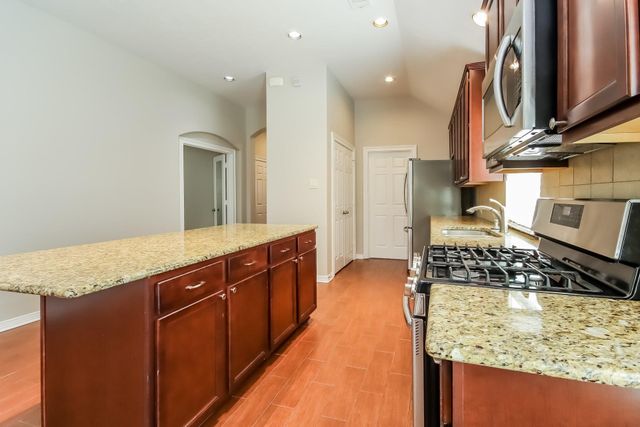 11127 Overland Trail Drive, Richmond, TX 77406