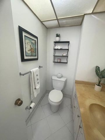 336 N Birch Road 6d, Fort Lauderdale, FL 33304