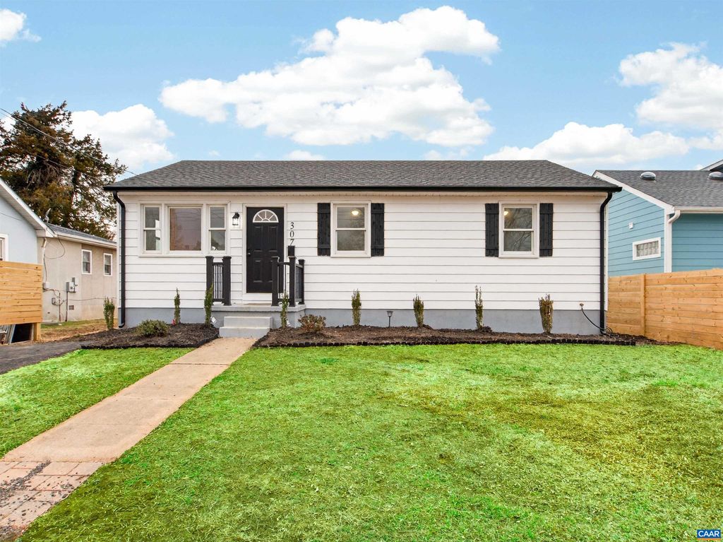 307 SPRUCE ST, Charlottesville, VA 22902