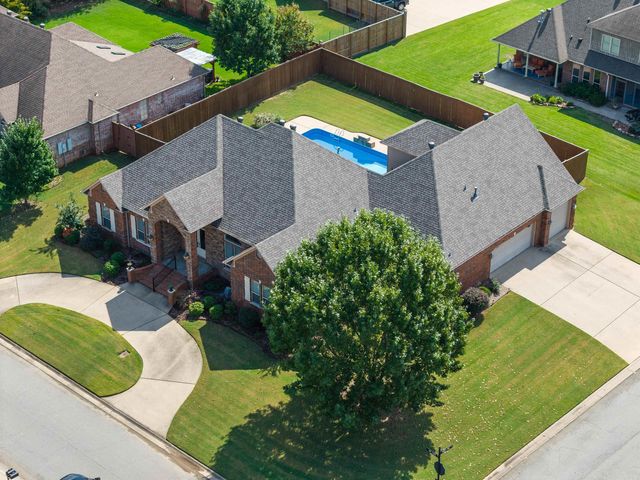 5215 Bay Town Drive, Conway, AR 72034