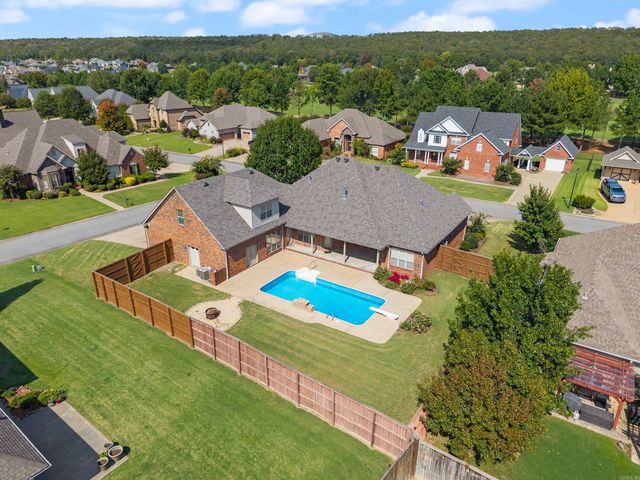 5215 Bay Town Drive, Conway, AR 72034