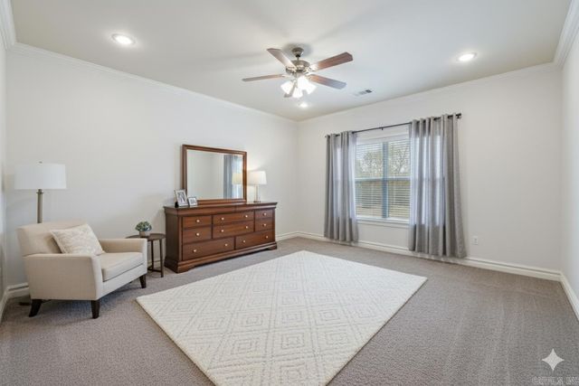 5215 Bay Town Drive, Conway, AR 72034