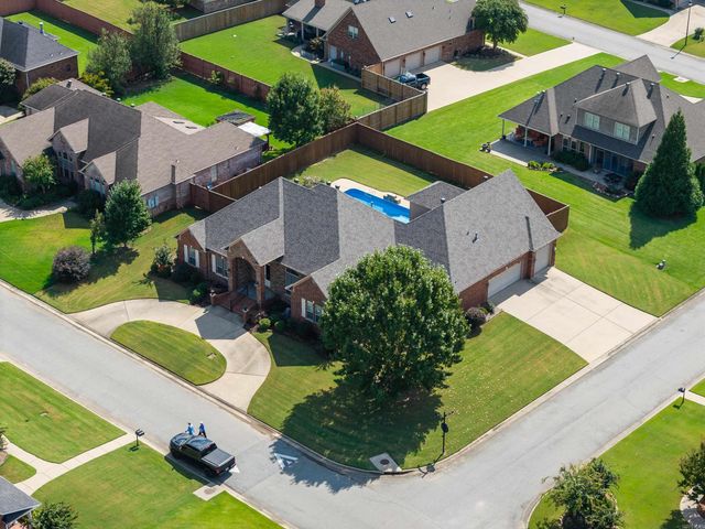 5215 Bay Town Drive, Conway, AR 72034