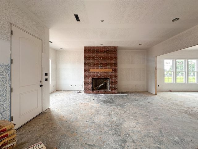 6492 Align Avenue, Springdale, AR 72762