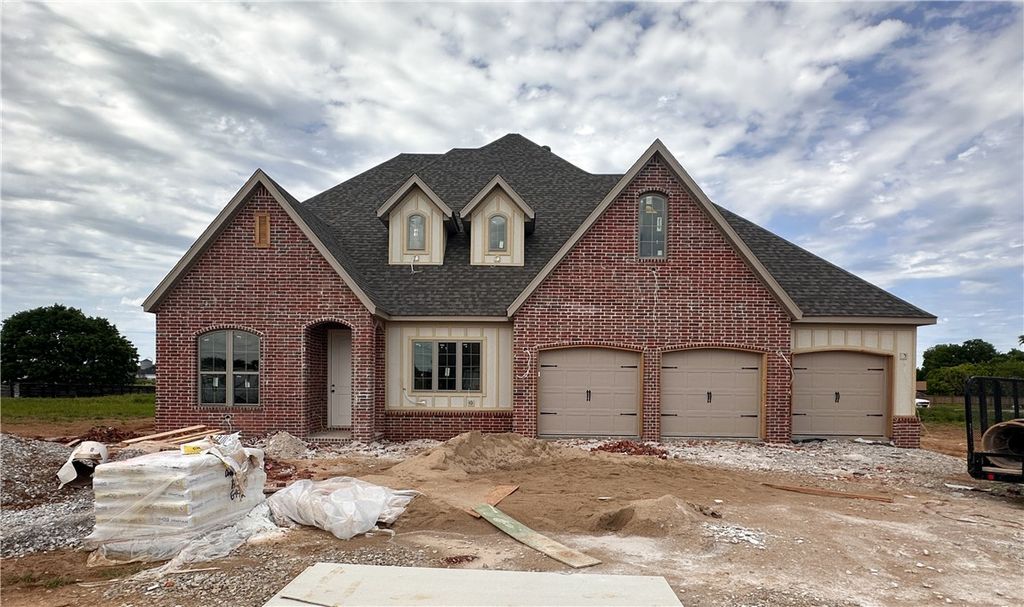 6492 Align Avenue, Springdale, AR 72762