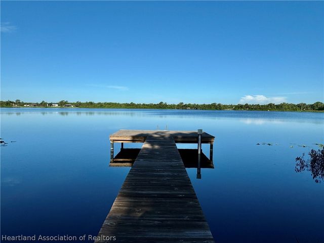 4011 Camp Shore Drive, Sebring, FL 33875