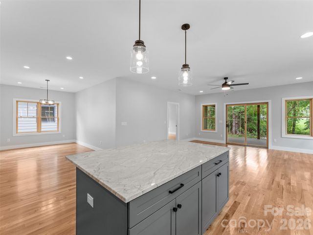 306 Gallimore Road, Brevard, NC 28712