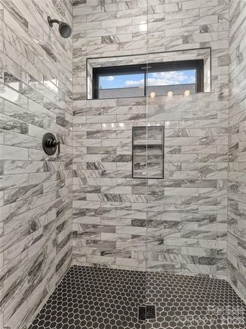 306 Gallimore Road, Brevard, NC 28712