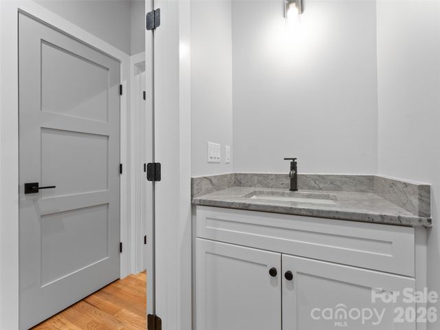 306 Gallimore Road, Brevard, NC 28712