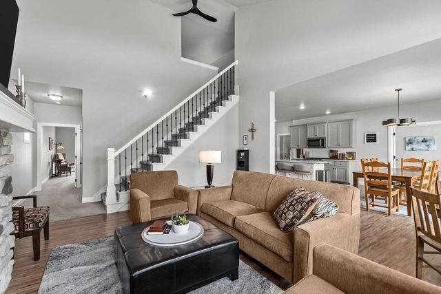 3635 GOLDEN HILL COURT, Appleton, WI 54913