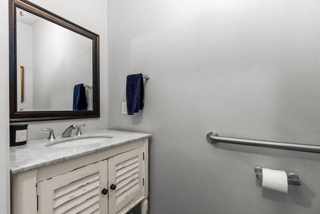 3635 GOLDEN HILL COURT, Appleton, WI 54913