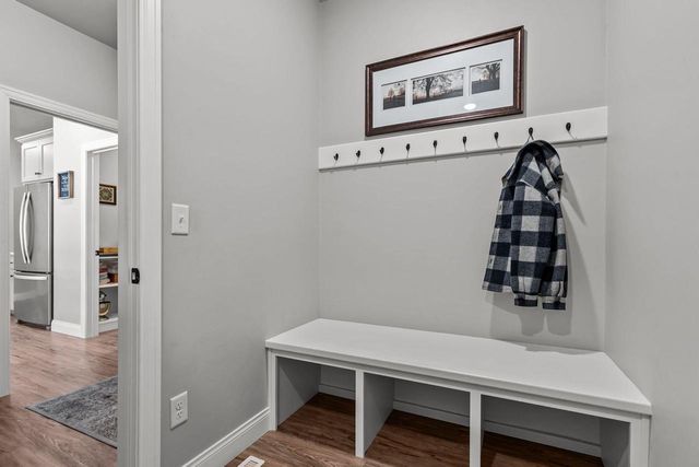 3635 GOLDEN HILL COURT, Appleton, WI 54913