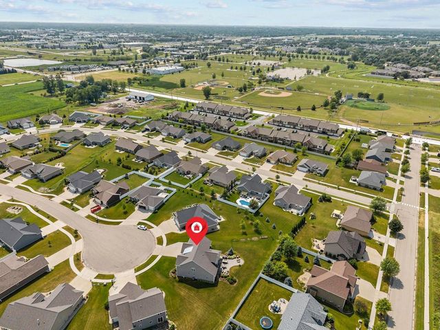 3635 GOLDEN HILL COURT, Appleton, WI 54913