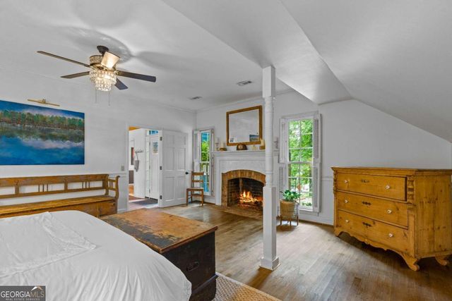2872 Mcpherson Road NE, Roswell, GA 30075