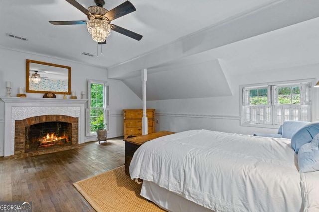 2872 Mcpherson Road NE, Roswell, GA 30075