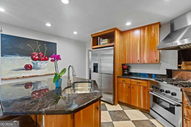 2872 Mcpherson Road NE, Roswell, GA 30075