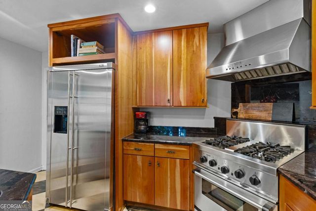2872 Mcpherson Road NE, Roswell, GA 30075
