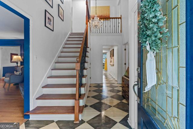 2872 Mcpherson Road NE, Roswell, GA 30075