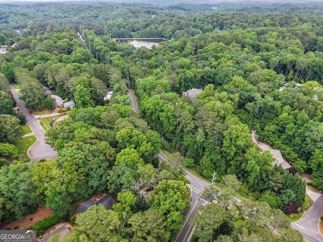2872 Mcpherson Road NE, Roswell, GA 30075