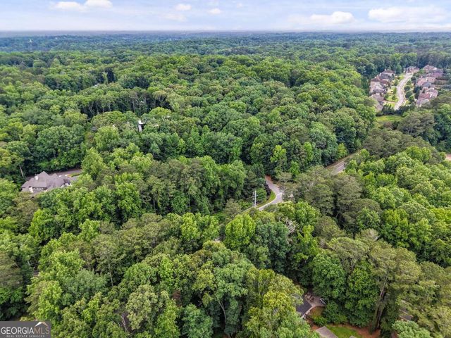 2872 Mcpherson Road NE, Roswell, GA 30075