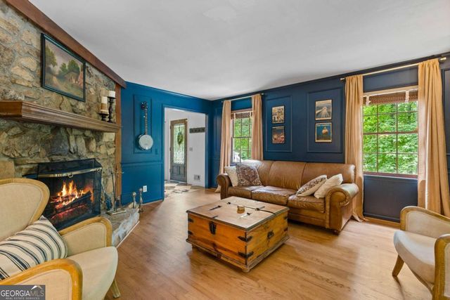 2872 Mcpherson Road NE, Roswell, GA 30075