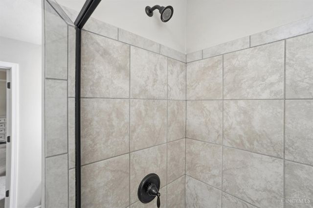 3226 Shadow Ridge Court, Hamilton Twp, OH 45152