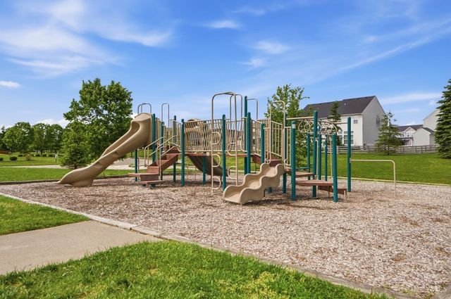 3226 Shadow Ridge Court, Hamilton Twp, OH 45152