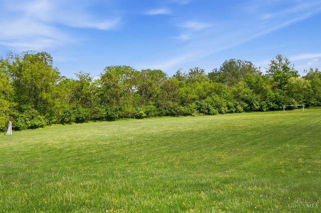 3226 Shadow Ridge Court, Hamilton Twp, OH 45152