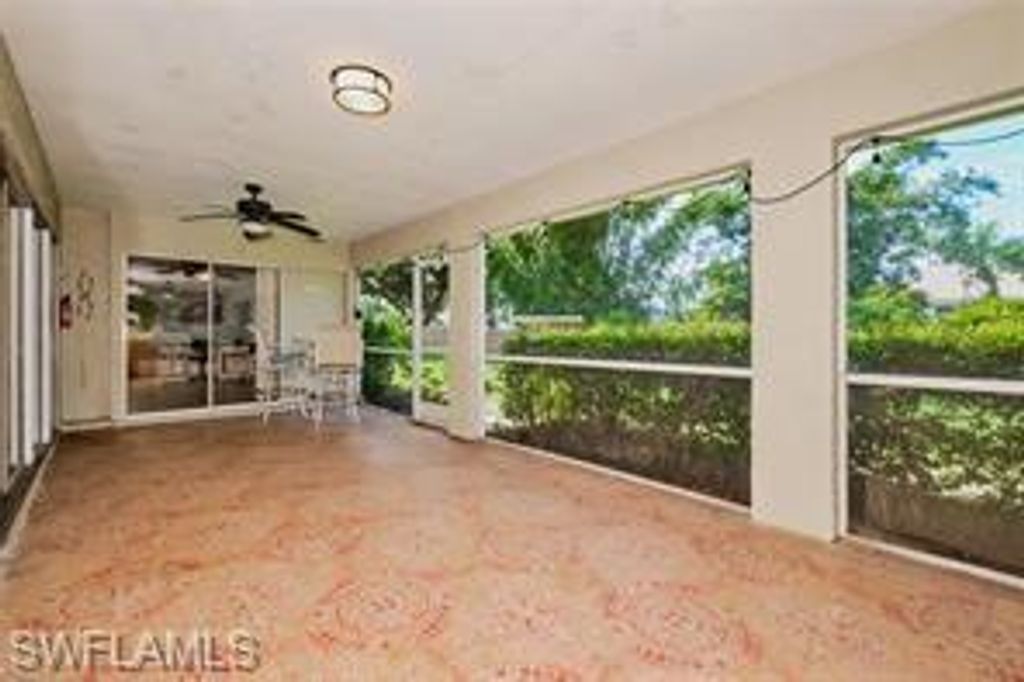 Image 24 of property listing at 140 SE 8th ST, Cape Coral, FL 33990