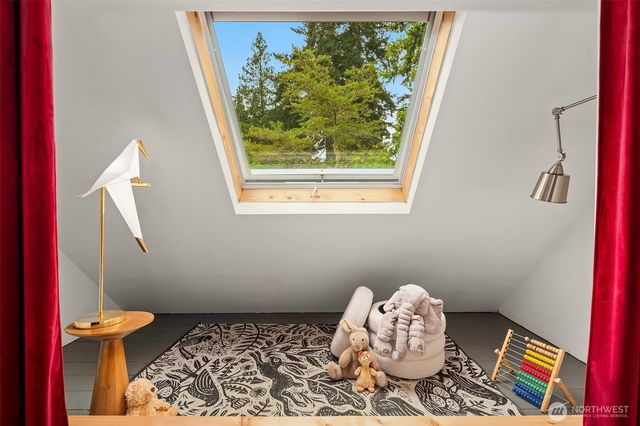 14634 Bethel Lane SW, Vashon, WA 98070