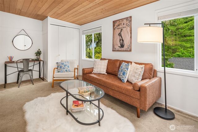 14634 Bethel Lane SW, Vashon, WA 98070