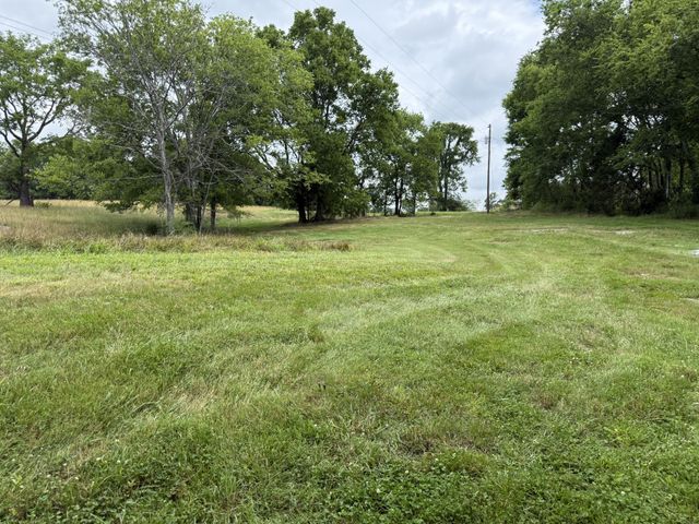 2 Old Highway 25, Hartsville, TN 37074