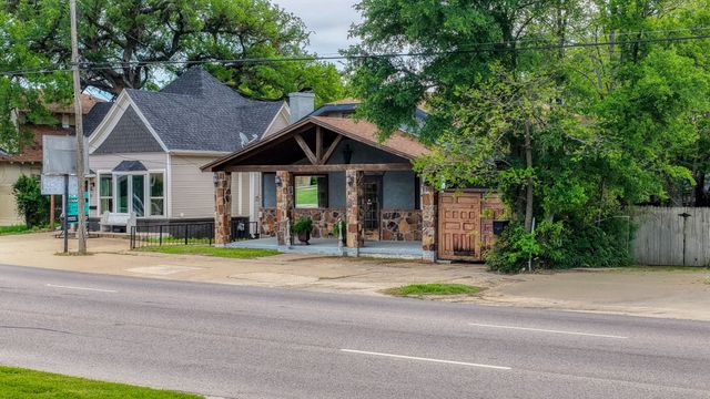 900 E Hubbard Street, Mineral Wells, TX 76067