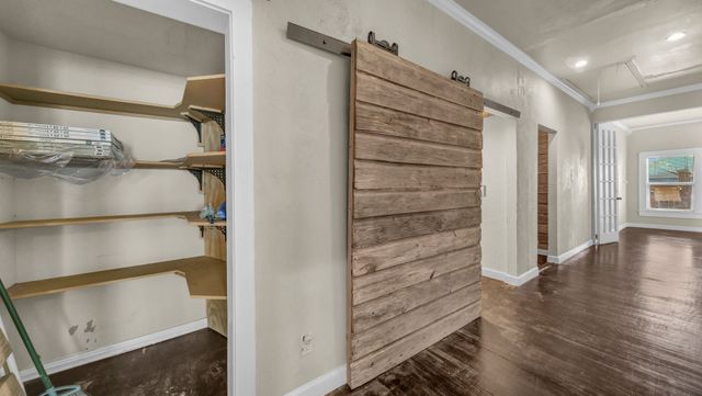 900 E Hubbard Street, Mineral Wells, TX 76067
