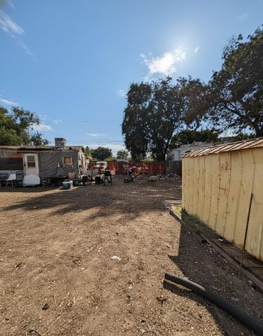 4319 E Washington Street, Stockton, CA 95215