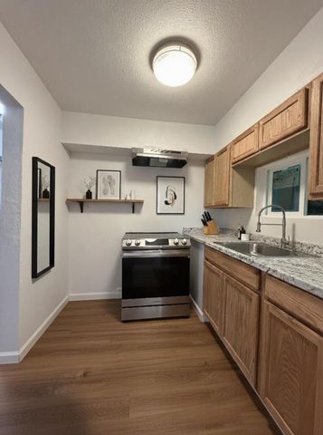 4319 E Washington Street, Stockton, CA 95215