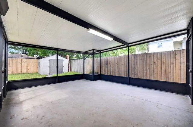 4021 W CASS STREETS, Tampa, FL 33609