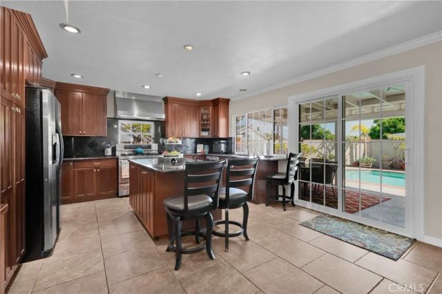 962 E Bastanchury, Placentia, CA 92870