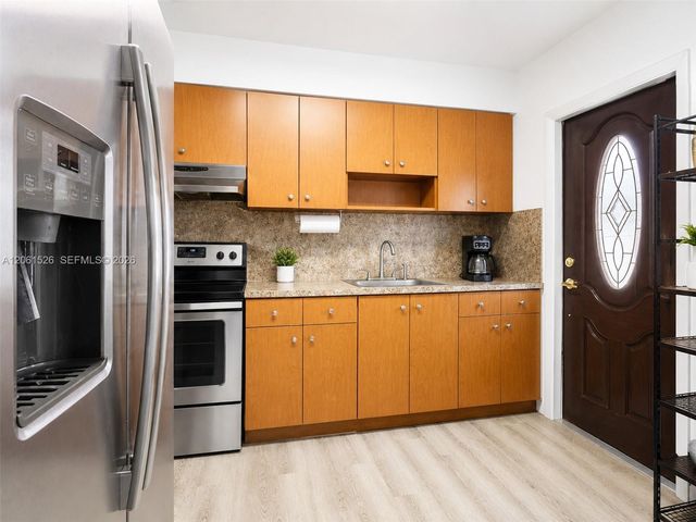 2550 SW 10 Street, Miami, FL 33135