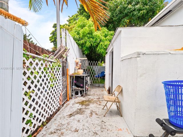 2550 SW 10 Street, Miami, FL 33135