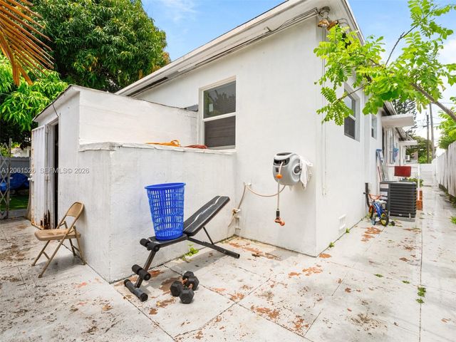 2550 SW 10 Street, Miami, FL 33135