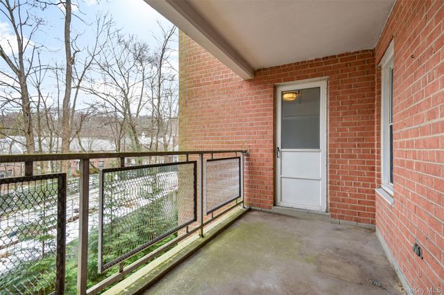 177 E Hartsdale Avenue 3H, Hartsdale, NY 10530