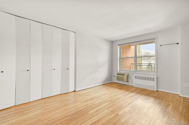 177 E Hartsdale Avenue 3H, Hartsdale, NY 10530