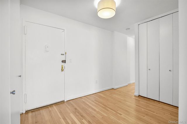 177 E Hartsdale Avenue 3H, Hartsdale, NY 10530