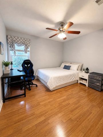 1440 Creekbank Drive, Lewisville, TX 75067