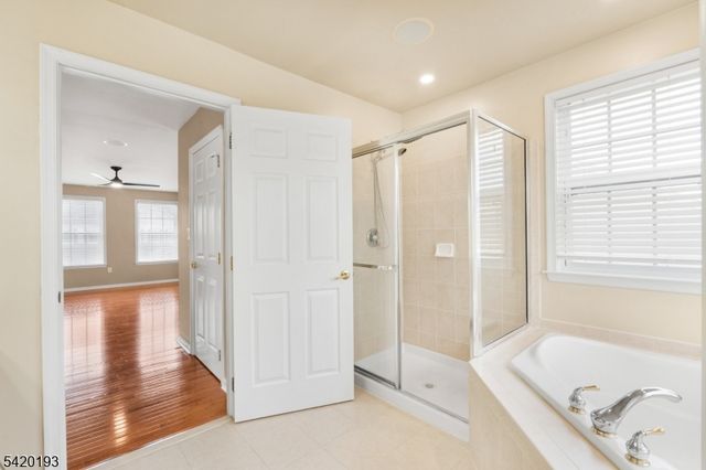 24 Crestview Dr, Clinton Twp., NJ 08809