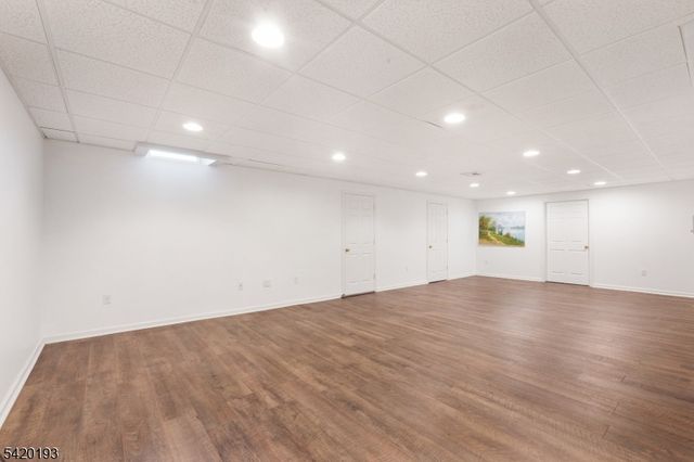 24 Crestview Dr, Clinton Twp., NJ 08809