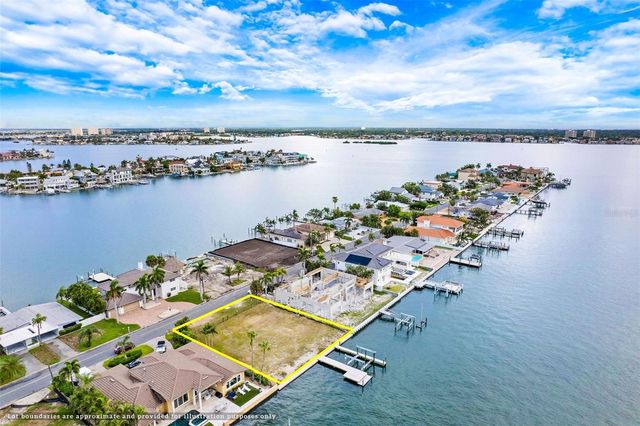 424 55TH AVENUE, St Pete Beach, FL 33706